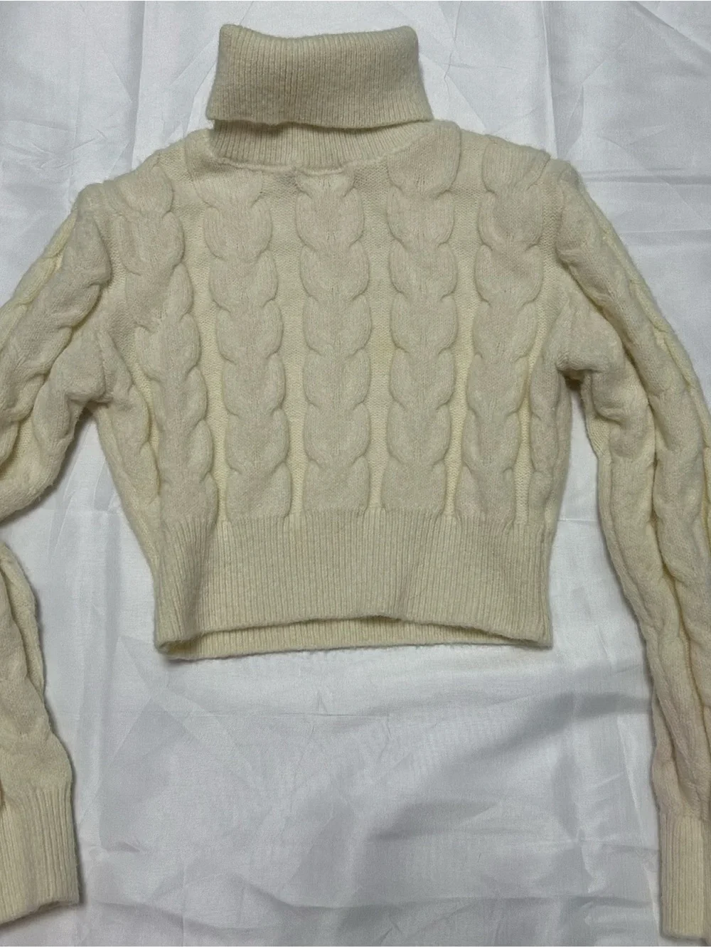 ✨ kids  4-Piece Clothing Bundle – Size S—M